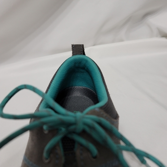 L. L. Bean Women's BeanSport Suade Casual Lace-Up Shoes Grey / Teal size 7.5 - Picture 11 of 14
